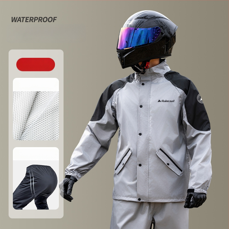 Dviračio lietaus pončas suaugusiems – polieserio spunn audinys 0,21 mm storis, PVC atsparus sluoksnis, universalus motorizuotam naudojimui