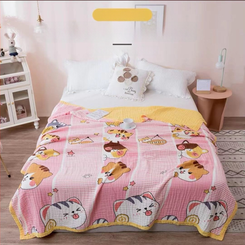 6 sluoksnių gaze kūdikių rankšluostis su spausdintu dizainu (40s siūlai, >500 g, Victoria Little Bee)