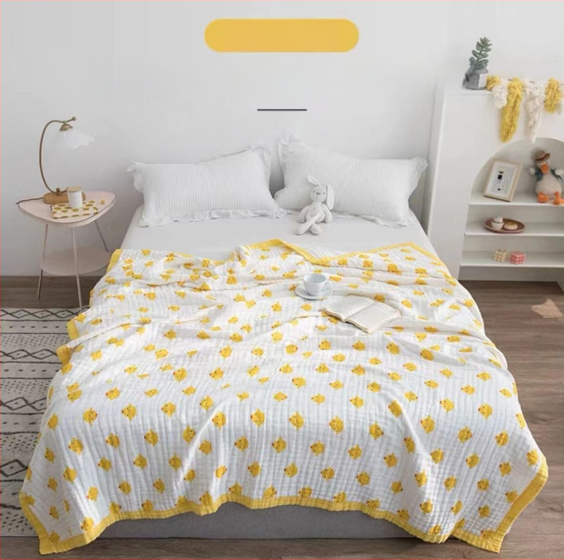 6 sluoksnių gaze kūdikių rankšluostis su spausdintu dizainu (40s siūlai, >500 g, Victoria Little Bee)