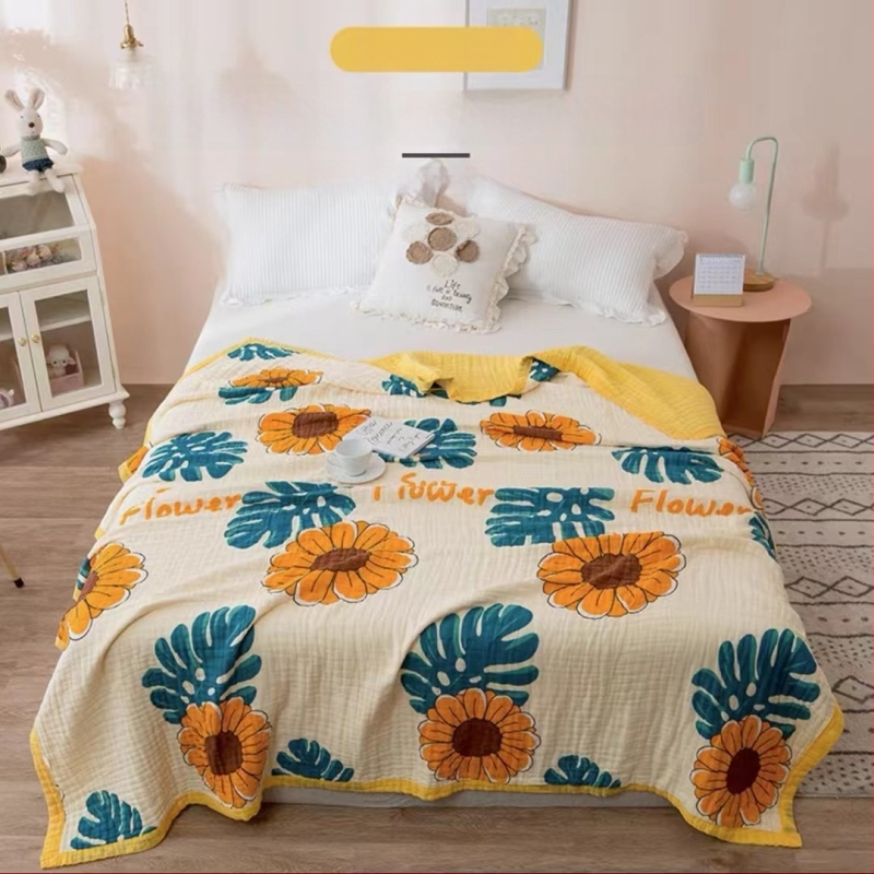 6 sluoksnių gaze kūdikių rankšluostis su spausdintu dizainu (40s siūlai, >500 g, Victoria Little Bee)