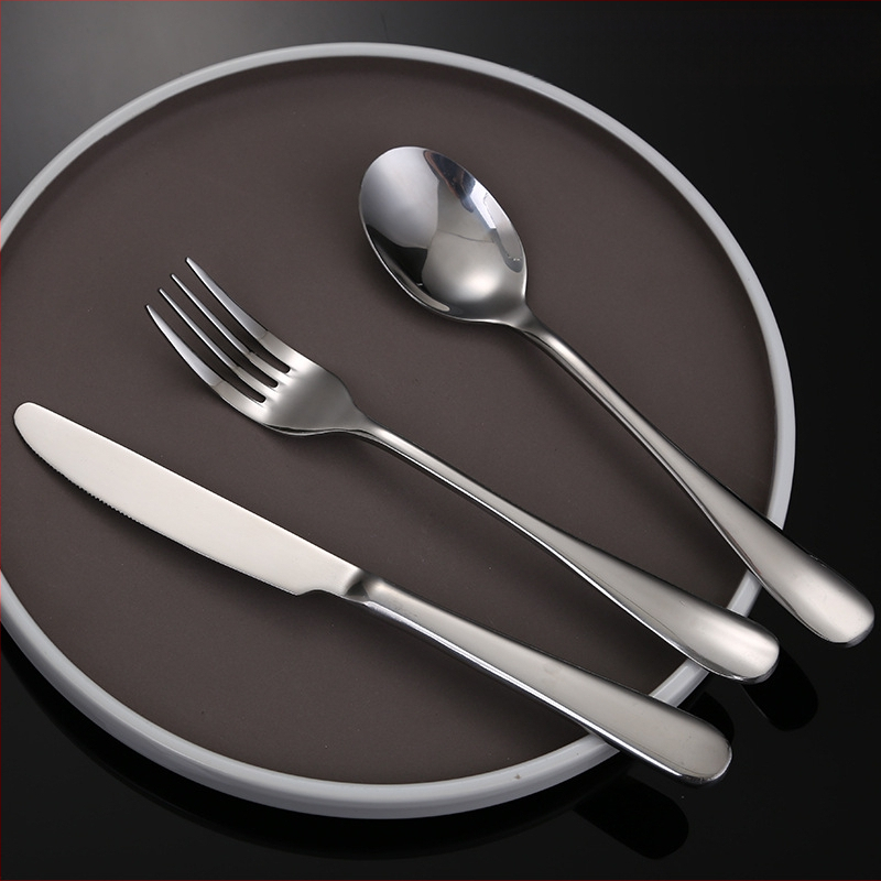 Nerūdijančio plieno peilių, šaukštų ir šakelių rinkinys – vienalytis dizainas, šiuolaikiškas ir paprastas stilius, specifikacijos 888