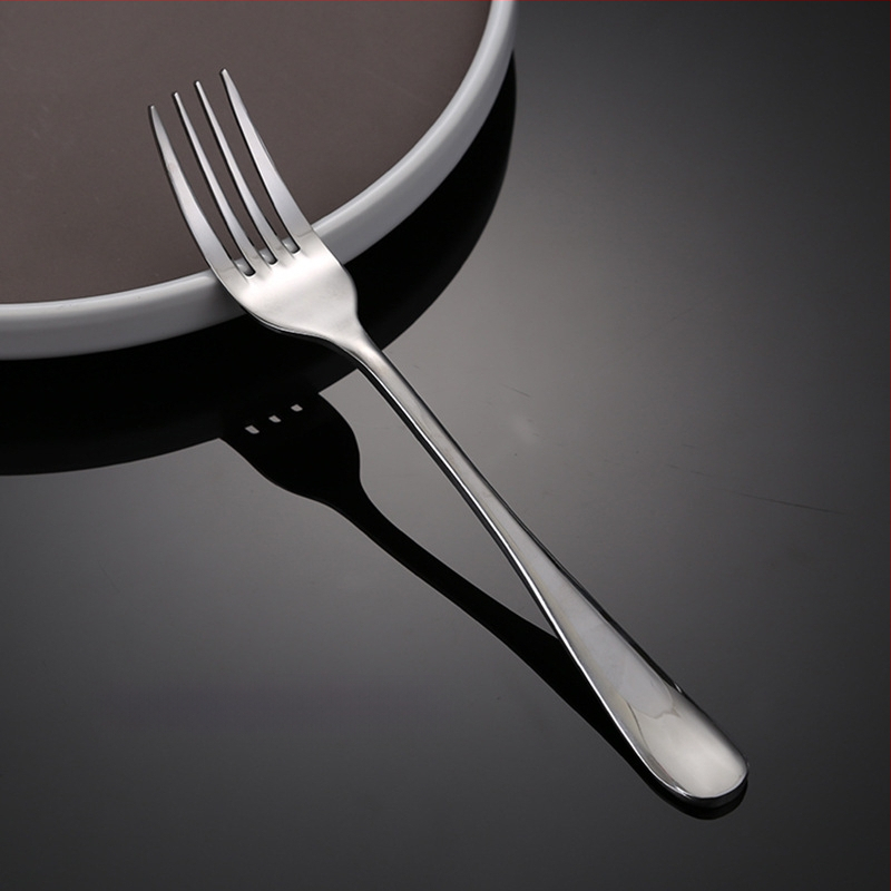 Nerūdijančio plieno peilių, šaukštų ir šakelių rinkinys – vienalytis dizainas, šiuolaikiškas ir paprastas stilius, specifikacijos 888