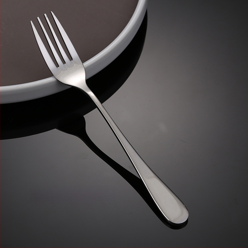 Nerūdijančio plieno peilių, šaukštų ir šakelių rinkinys – vienalytis dizainas, šiuolaikiškas ir paprastas stilius, specifikacijos 888