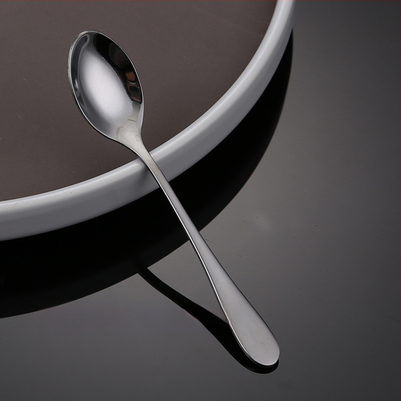 Nerūdijančio plieno peilių, šaukštų ir šakelių rinkinys – vienalytis dizainas, šiuolaikiškas ir paprastas stilius, specifikacijos 888