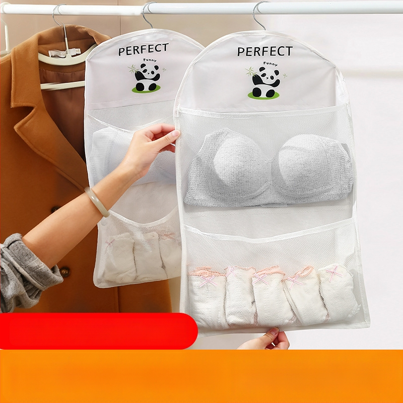 Pakabinamas saugojimo organizatorius spintai, modelis 5138, kubinės formos, poliesteris, atskiro saugojimo funkcija, skirtas apatinėms ir liemenėlėms.