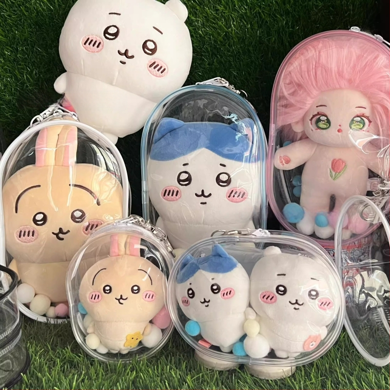 Chiikawa plīšās lellītes aizsargkaste, cilindrisks PVC pārklājums, daudzfunkcionāla ceļojumiem un galda uzglabāšanai.