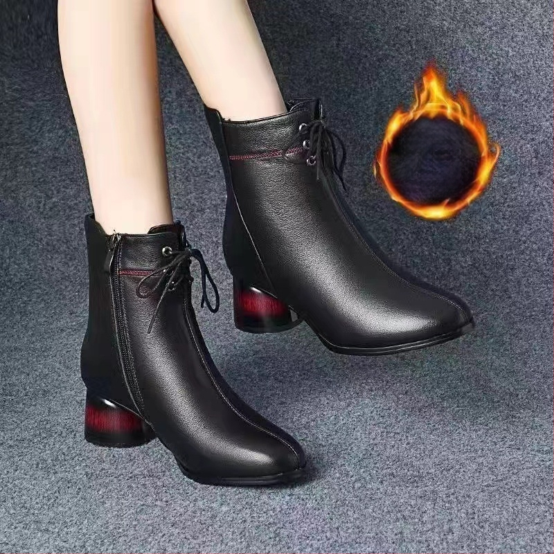 Naiste PU nahast saapad, fleece vooder, libisemiskindel kummijalus, ümmarguse ninaga, keskmise kõrgusega konts 3–5 cm, külg tõmblukk