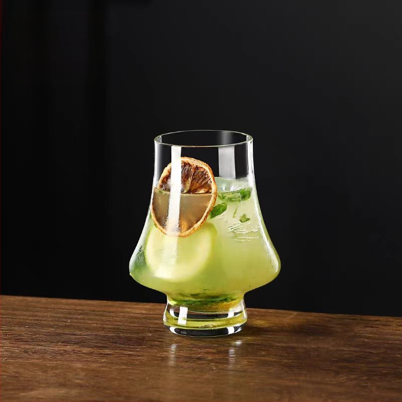 Kohvitassi komplekt puidust alusega ja trükitud logoga | lihtne stiil, lansseeriti 2023