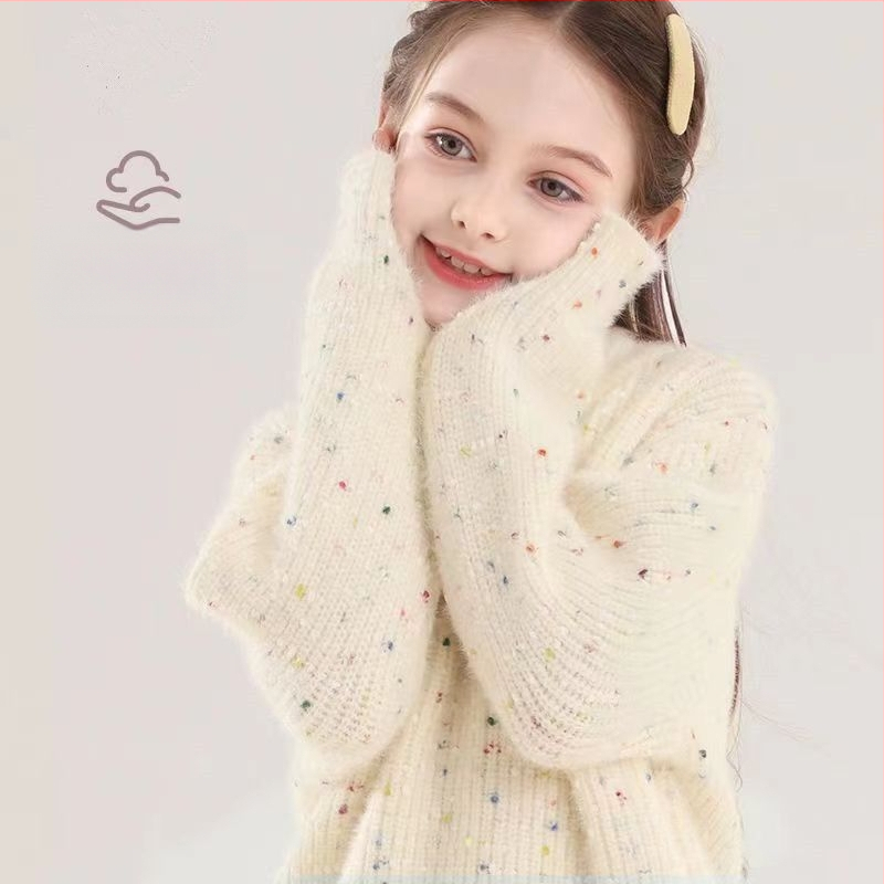 Tüdrukutele talvine kootud sviiter, pikkade varrukatega, ümara kaelusega, täppimustriga