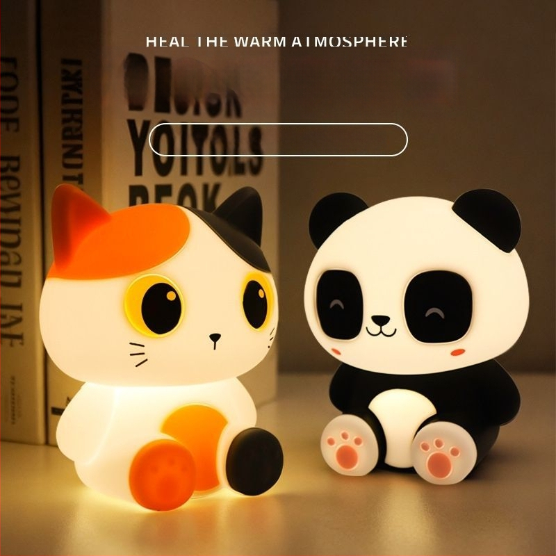 Lastele mõeldud öövalgust, kuusnurkne kujundus loomamotiividega (dinozaur ja mesilane), silikoonist abažuur, Type-C toide, joonisfilmistiilis, tööiga üle 100000 tunni