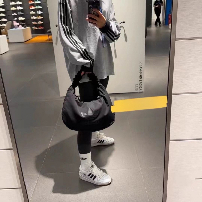 Ringi kott – küberfunktsionaalne stiil, polüester, Cloud bag trend, tõmblukk, Oxford vooder