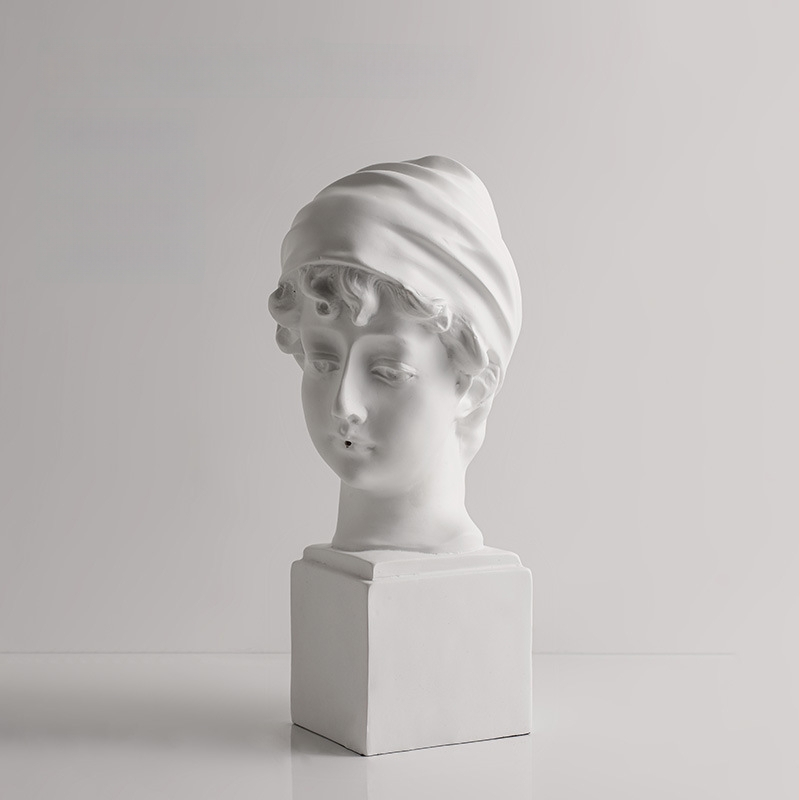 Behanmei Davidi skulptuur – Põhjamaine kerge luksus, resinist dekoratiivne figuur kodu jaoks, kartongpakend (Materjal: Resin; Kategooria: Loomad; Pakend: Kartonkpakend; Materjali tüüp: Plastik, Resin)