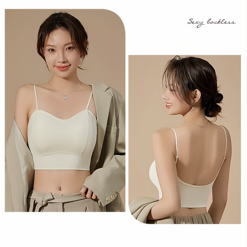 Nailonist rinnahoidja ilma õlarihmadeta, vormitud tassidega – täis tass, ilus tagant