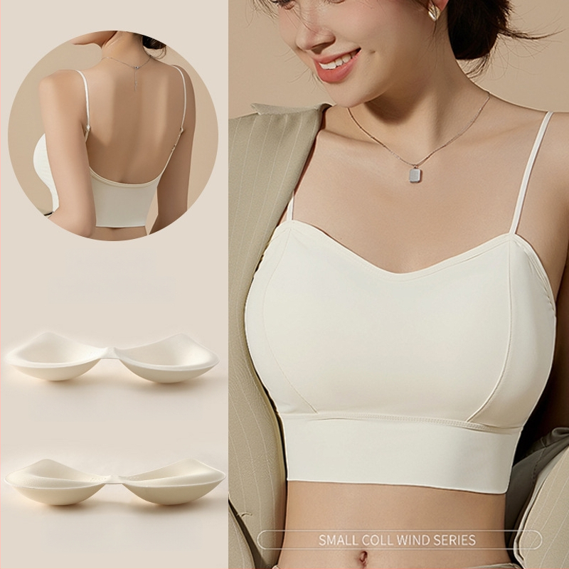 Nailonist rinnahoidja ilma õlarihmadeta, vormitud tassidega – täis tass, ilus tagant