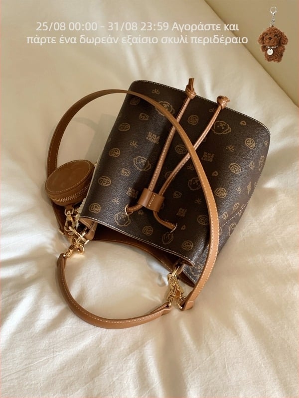 Τσάντα-κουβά με τρεις ιμάντες, unisex σχέδιο, κεντημένο ύφασμα, εσωτερική τσέπη με φερμουάρ