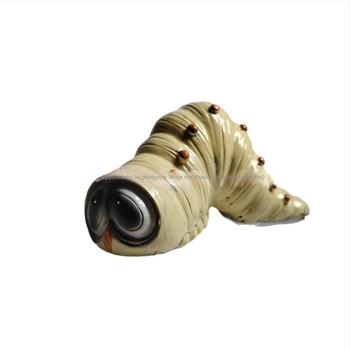 Κηπουρική διακοσμητική φιγούρα σε μορφή κάμπια, ρητίνη, αγροτικό στυλ, χαρακτικό μοτίβο