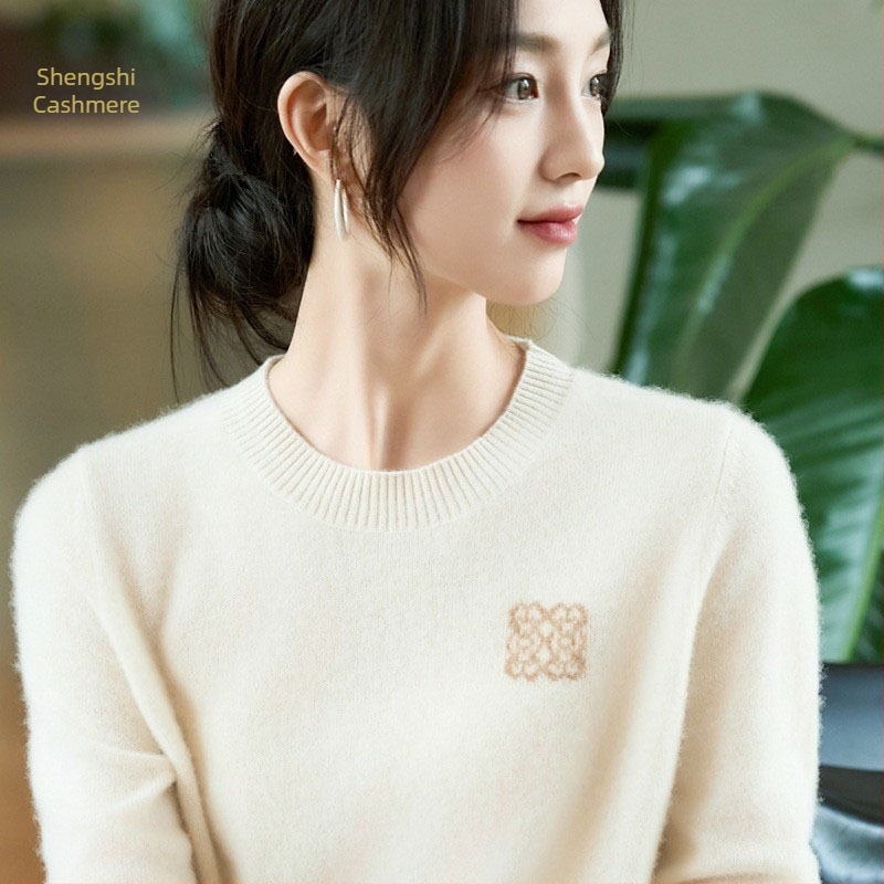 Πουλόβερ με κέντημα, 95% μαλλί, στρογγυλός λαιμός, μακριά μανίκια