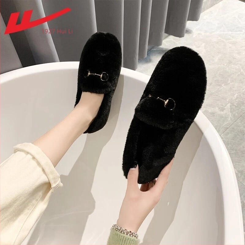 Γυναικείοι slip-on loafers με υφασμάτινο επάνω μέρος, επένδυση από τεχνητό φλίς, χαμηλό τακούνι 1–3 εκ