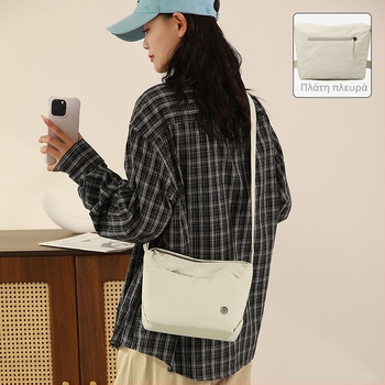 Τσάντα στον ώμο, νάιλον, αστικός μινιμαλισμός, οριζόντιο τετράγωνο σχήμα, άνοιγμα με φερμουάρ, εσωτερική τσέπη με φερμουάρ και τσέπη ταυτότητας