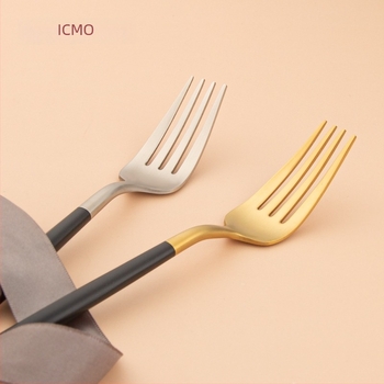 Σετ μαχαιροπήρουνα από ανοξείδωτο χάλυβα 304: κουτάλι, πιρούνι και κουταλάκι επιδορπίου, με γυαλιστερή επιφάνεια