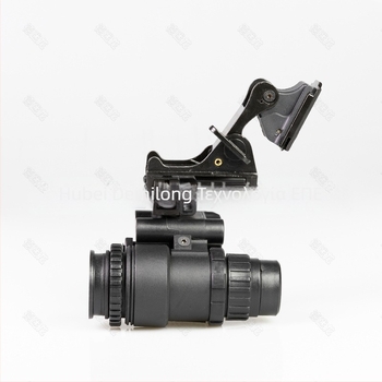 PVS18 μονόκλειο μοντέλο νυχτερινής όρασης με σετ φορτωτής-κάδος και εξαρτήματα κράνους FAST/MICH — De Millon; τύπος: μοντέλο νυχτερινής όρασης; βάρος: 190 (μοντέλο) / 145 (κάδος); αποτελεσματική απόσταση όρασης: 0