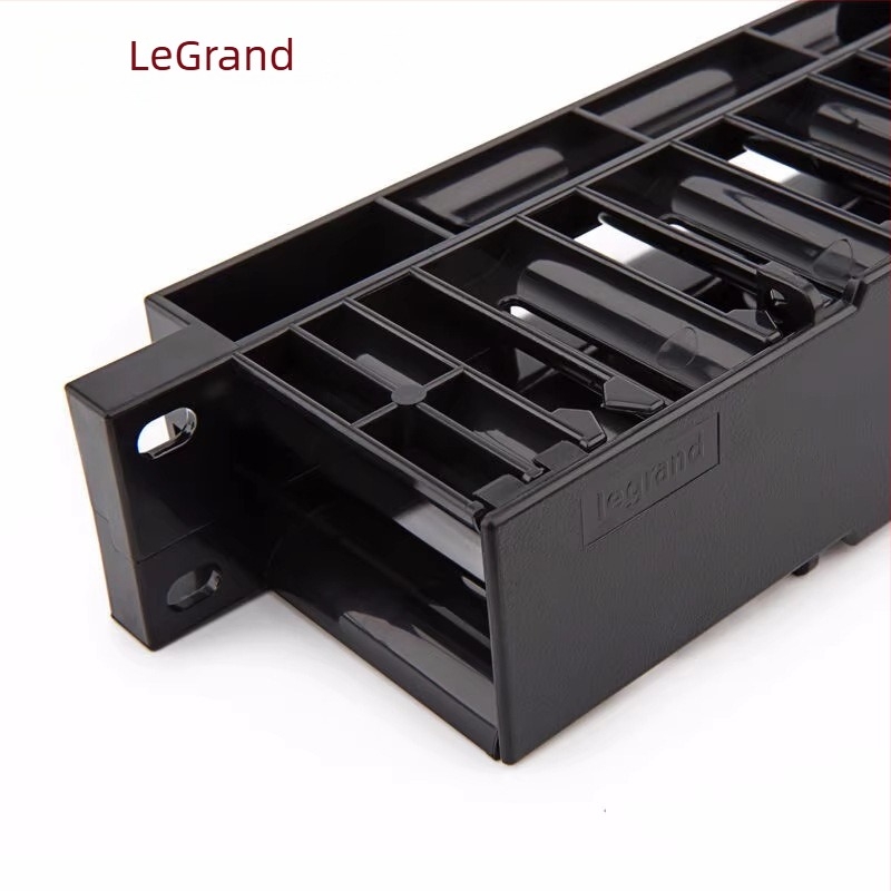 Legrand ράφι διαχείρισης καλωδίων – 24 θέσεων οργανωτής καλωδίων δικτύου για αίθουσα διακομιστών (μοντέλο 632787)