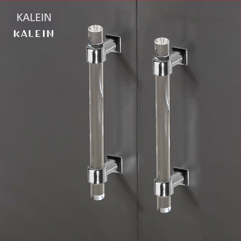 Λαβή πόρτας ντουλάπας – Μοντέλο 96 • Υλικά: ακρυλικό, κράμα ψευδαργύρου • Στυλ: μοντέρνο μινιμαλιστικό • Για πόρτες ντουλάπας