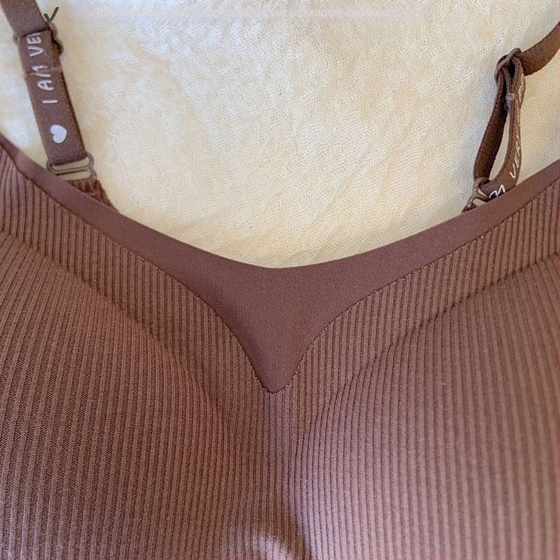 Σουτιέν χωρίς ραφές με 3/4 κάλυμμα, σταθεροί ιμάντες, διαπνοή πολυεστερικής ίνας, επένδυση από νάιλον, μεσαίο μορφοποιημένο κάλυμμα