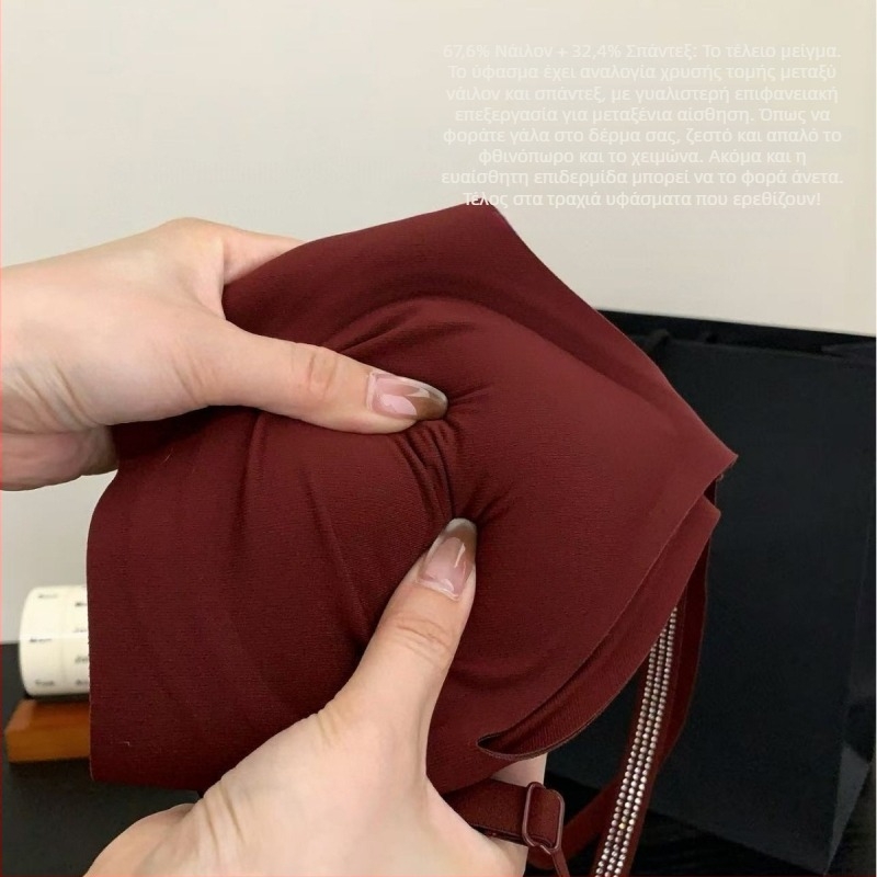 Push-Up σουτιέν με κρύσταλλα, κύπελλο 3/4, λεπτά μορφοποιημένα κύπελλα, χωρίς μεταλλικό δαχτύλιο, σταθερές τιράντες, πίσω κούμπωμα με 3 σειρές αγκιστριών