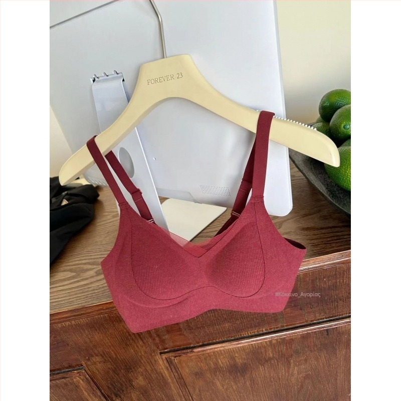 Σουτιέν φθινοπωρινό-χειμερινό, χωρίς ραφές, με συγκράτηση, 3/4 κάψες, λεπτά διαμορφωμένες κάψες, σταθεροί διπλοί ιμάντες, πίσω τρεις σειρές αγκράδων, χωρίς μεταλλικά στοιχεία