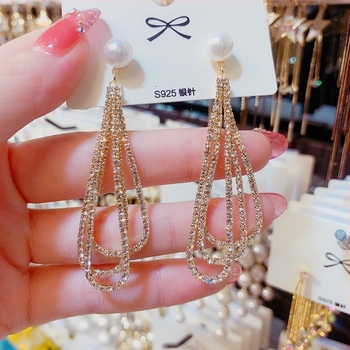 Γυναικείες σκουλαρίκια με τρία επίπεδα κρόσια, επίχρυση επίστρωση σε 925 ασήμι με βελόνα