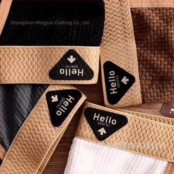 Ανδρικά σλιπ από νάιλον, 31-40D, Αθλητικά, Γρήγορο Στέγνωμα, Διαπνοή; Εσωτερική επένδυση: Mulberry Μετάξι