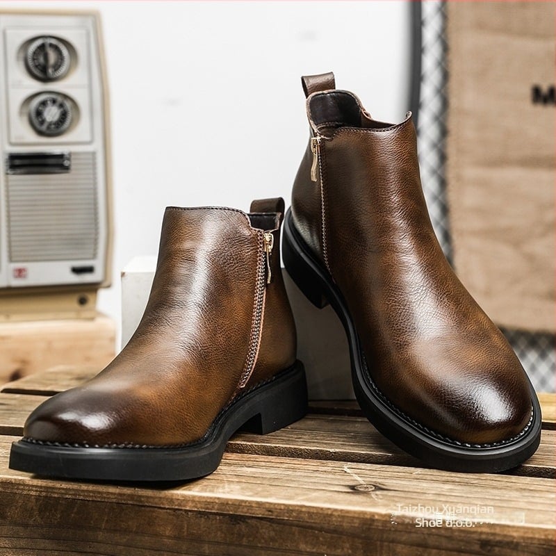 Muške Chelsea čizme od dvostruke teleće kože, podstava od umjetne kratke dlake, ulošak od umjetne kratke dlake, gumeni potplat (poslovne kožne čizme)