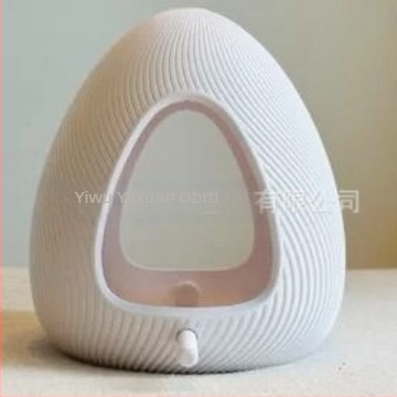 Hranilica za ptice u kapljasti oblik – vanjska viseća dekoracija; materijal plastika i smola; suvremeni minimalistički dizajn; Ym108