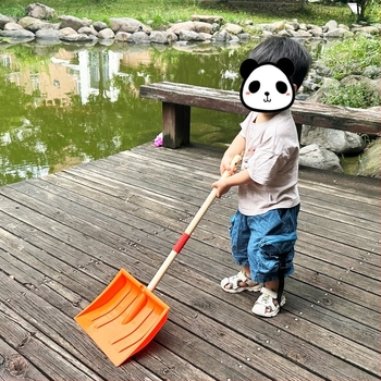 Plastična lopata za snijeg za djecu — vanjski alat za uklanjanje snijega s mogućnošću prilagodbe