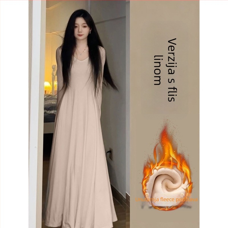 Korejski stil: duga pletena haljina s V izrezom, dugi rukavi, elastičan pojas, uska duga suknja koja prianja uz bokove