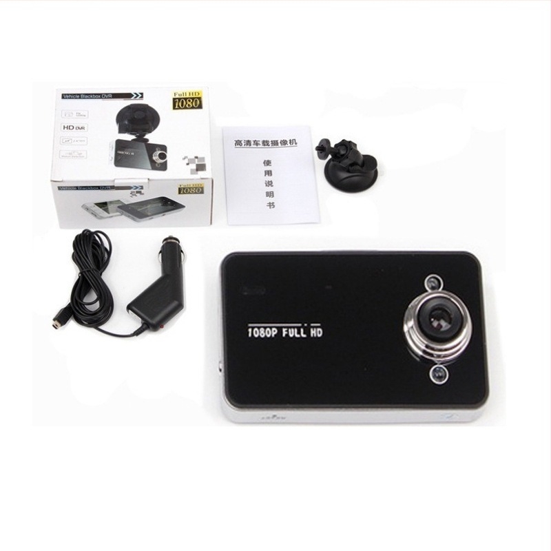 Auto dash cam 1080P HD, 2,4-inčni zaslon, 90° kut gledanja, ciklično snimanje, USB prijenos podataka