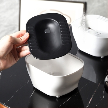 Pepeljara za čučanj-toaletu s podijeljenim dizajnom za smanjenje dima, metalna konstrukcija, jednostavno čišćenje, otisnuti logotip; marka Shuntiancai