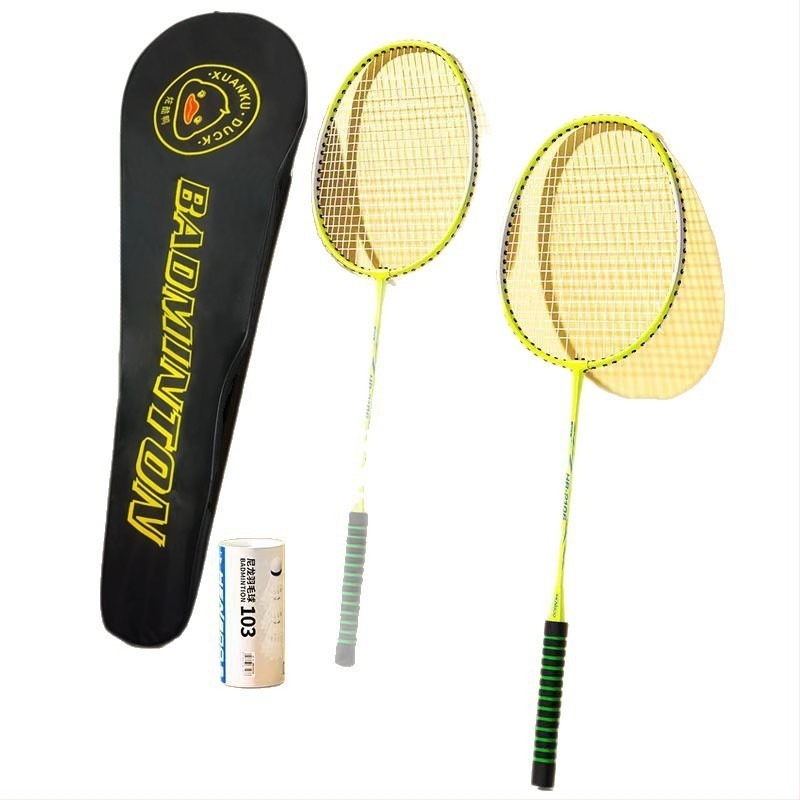 Reket badminton s okvirom od željeznog legura, težina 95–100 g, najlonske strune, ravna drška, hvat G1