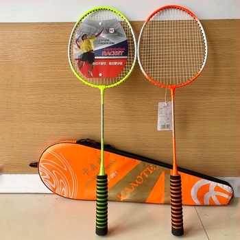 Set reketa za badminton — ultra lagan, okvir od karbonskih vlakana, dva reketa, za odrasle i djecu, težina 95-100 g, izdržljiv