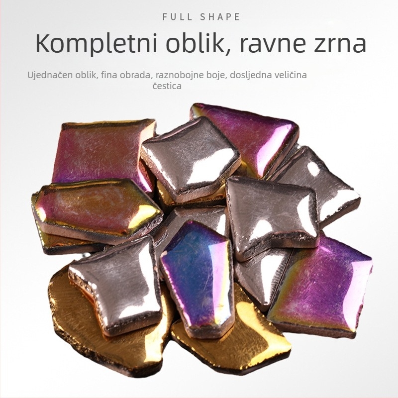 Ručno izrađeni keramički fragmenti mozaike, nepravilni oblici, glazirana površina