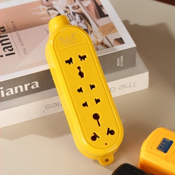 Produžni kabel s univerzalnim okruglim utičnicama – 16A, 100–250V, 4000W, bakreno vodilo, plamenoodporno PVC kućište