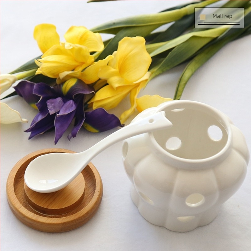 Žličica za juhu od kostnog porcelana, Sibaide, jedinstven dizajn, završna obrada vodnim postupkom