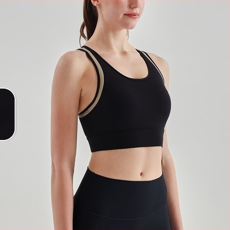 Sportski grudnjak; push-up i otpornost na udarce; 3/4 košarica; srednji oblik košarice; glavni materijal 75% najlon, podstava 25% spandex