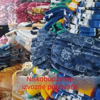 Poliesterska deka od koralnog velura, težina 220, skupljanje 3%, postojnost boje 3, mogućnost obrade i prilagodbe