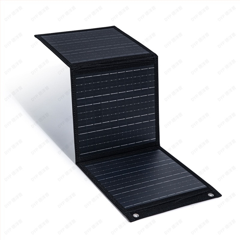 Sklopivi solarni punjač s Type-C, USB i DC priključcima – izlaz 5V; Pogodno za kampiranje, boravak na otvorenom, planinarenje, putovanja, ribolov; Marka: Deyangpu