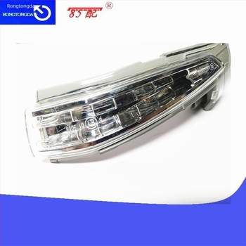 Desna LED pokazivač smjera 4068916/6325J5/6202869 za Peugeot 508/508SW/DS5/C4 Picasso/C5, 13.5V, 0.81