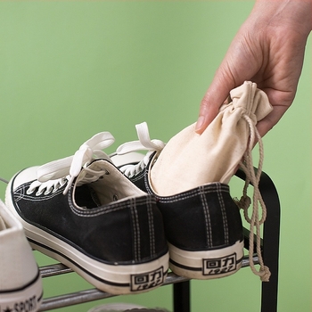 Vrećica od diatominog za uklanjanje mirisa – apsorber vlage za garderobu i cipele, objesi, pakiranje 100 vrećica