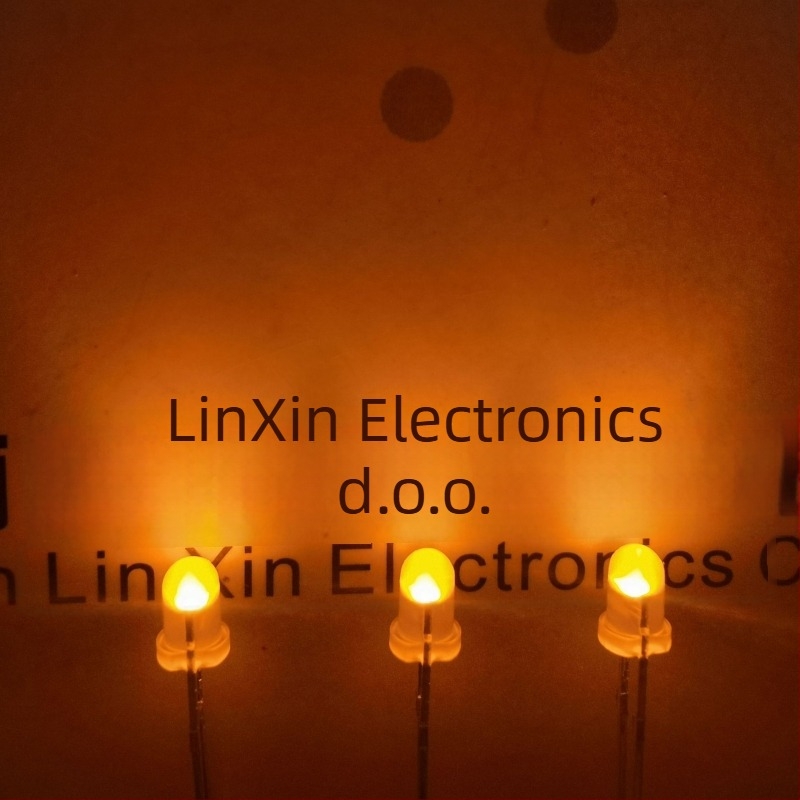 LED lampičica zrno, narančaste boje, plug-in, okrugla glava 3.0 mm, radno napajanje 2.0 V, struja 20 mA, valna duljina 600–610 nm, snop 30°, San'an čip