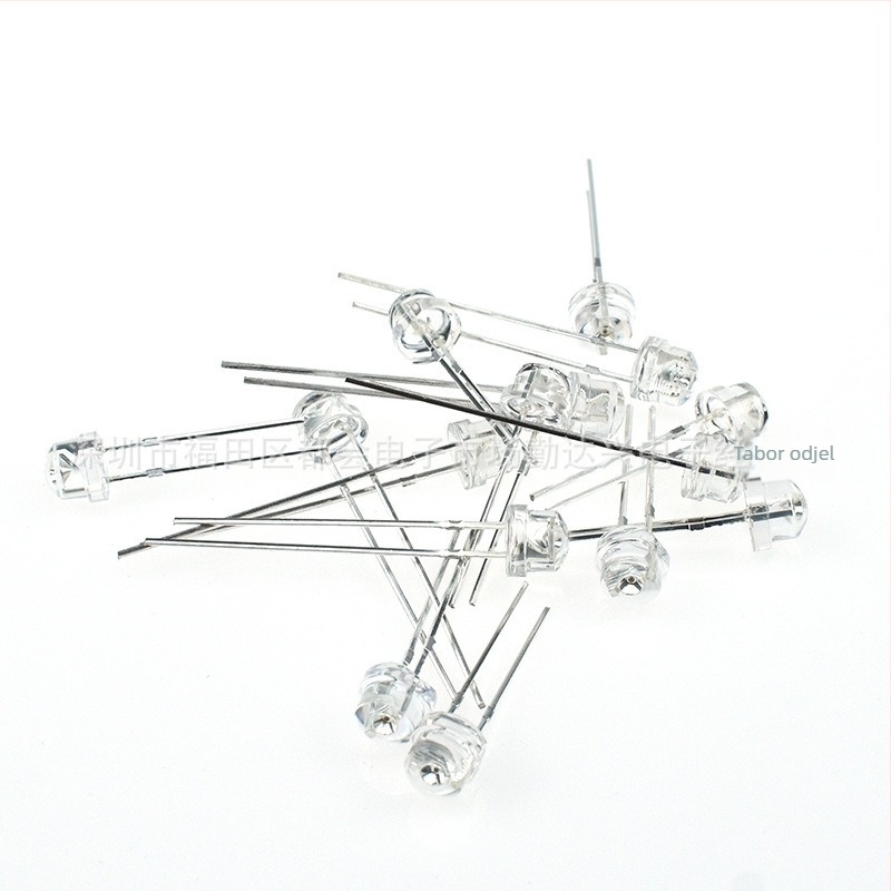 F5 LED dioda sa slamnatim kapom, 3.0–3.2V, 20mA, 0.1W, CRI 70–80, kut zračenja 45°